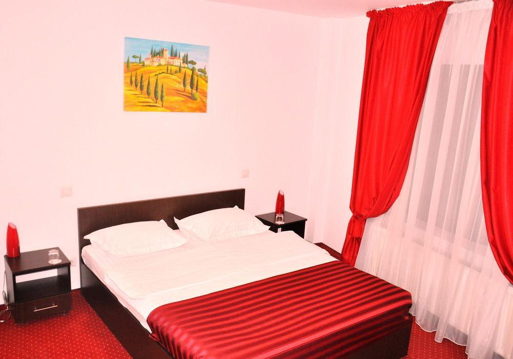 Hotel Pascu ブカレスト エクステリア 写真
